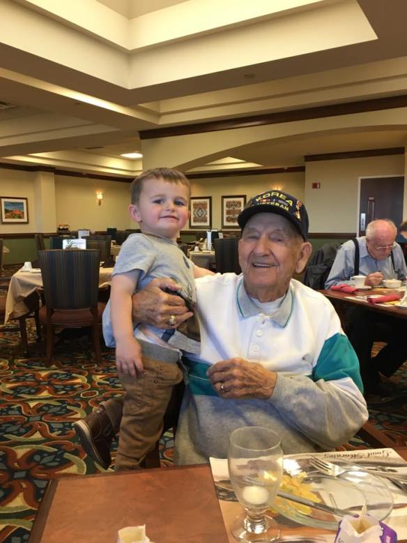 15027577_10207889910194261_3734307710126356839_n (1)